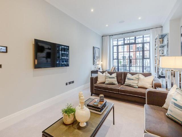 Palace Wharf, 6 23 Rainville Road, London, W6 9UF, United Kingdom | 2 bed apartment for rent #50270101 | Rentberry