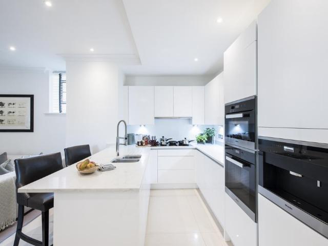 Palace Wharf, 6 23 Rainville Road, London, W6 9UF, United Kingdom | 2 bed apartment for rent #138512930 | Rentberry