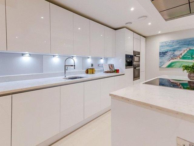 Palace Wharf, 6 23 Rainville Road, London, W6 9UF, United Kingdom | 2 bed apartment for rent #138931324 | Rentberry