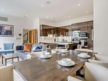 Palace Wharf, 6 23 Rainville Road, London, W6 9UF, United Kingdom | 3 bed apartment for rent #137169744 | Rentberry
