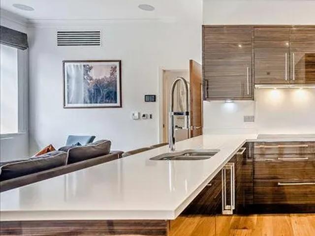 Palace Wharf, 6 23 Rainville Road, London, W6 9UF, United Kingdom | 3 bed duplex for rent #136166339 | Rentberry