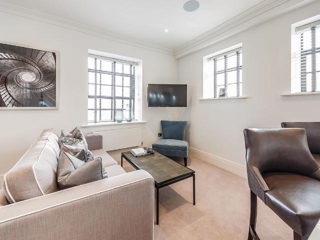Palace Wharf, Hammersmith, London W6, 2 bed flat to rent, £4,008 pcm | PrimeLocation