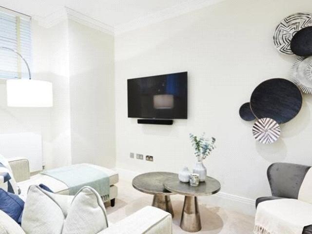 Palace Wharf, London W6, 1 bed flat to rent, £2,860 pcm | PrimeLocation
