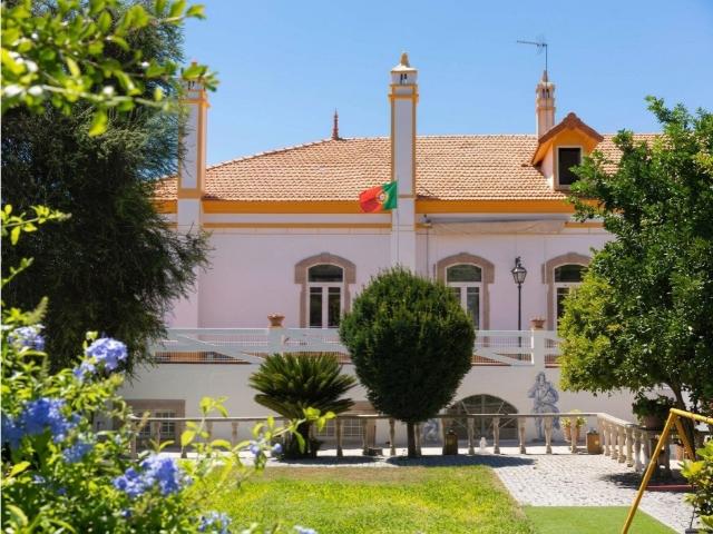 Palácio Histórico De 1905 Com Piscina E Jardins No Crato 995m² Crato e Mártires, Flor da Rosa e Vale do Peso