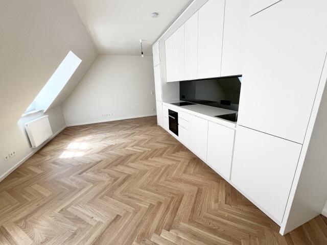 Palais Trauttmansdoff 2 Zimmer Wohnung mit Altbaucharme im Herzen von Graz zu mieten!