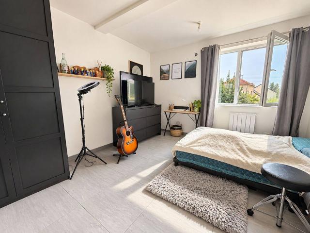 PALAISEAU APPARTEMENT F2 51.60M² PARKING PROCHE RER B