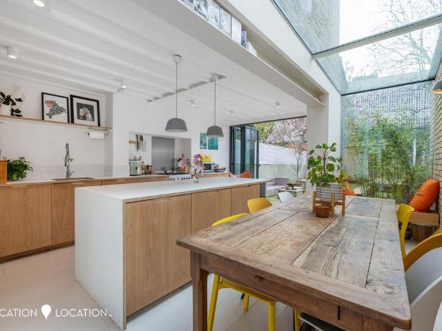 Palatine Road, London, N16 3 bed terraced house to rent £5,000 pcm £1,154 pw