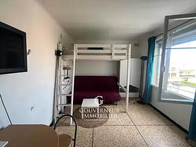 Palavas les Flots 34250 Location appartement 1 pièce t1 au dernier étage