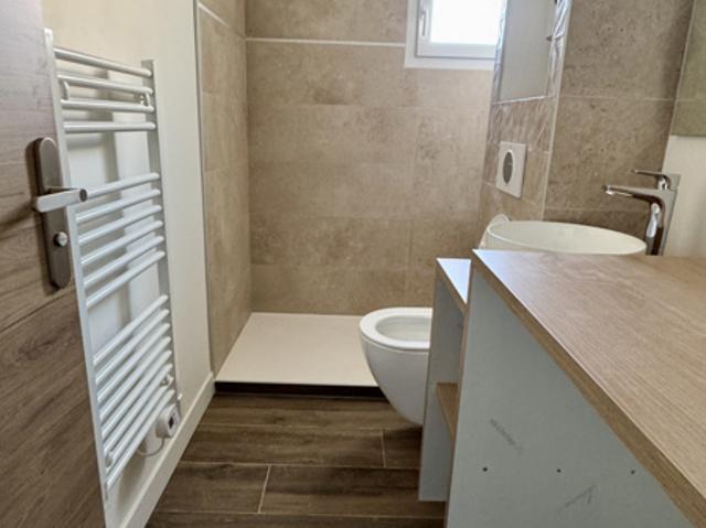 PALAVAS STUDIO NEUF rive droite