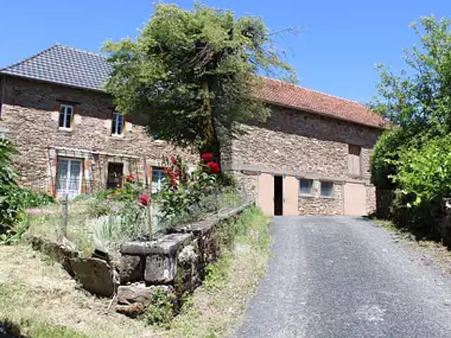 Palazinges 19190 Achat / Vente maison 4 pièces t4