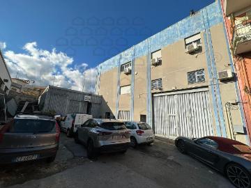 Palazzina commerciale in affitto a Messina