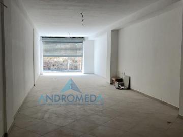 Palazzina commerciale in affitto a Napoli