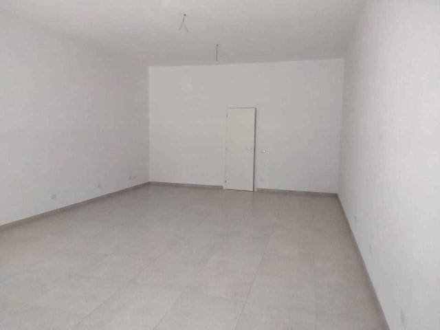 Palazzina commerciale in affitto a Amelia