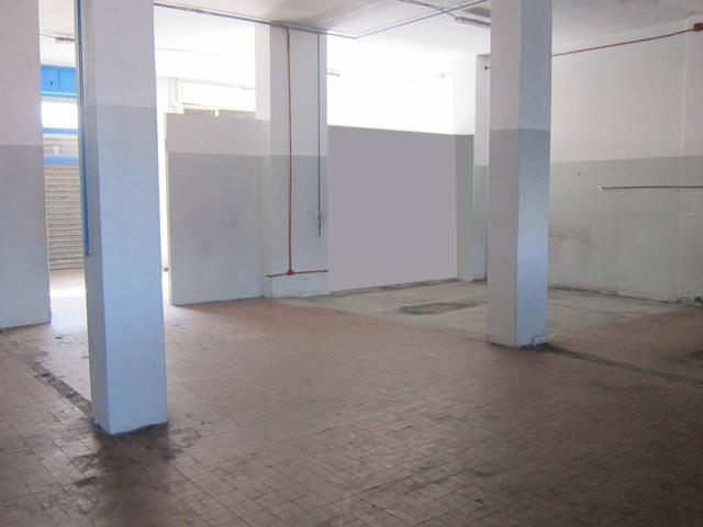 Palazzina commerciale in affitto a Capannori