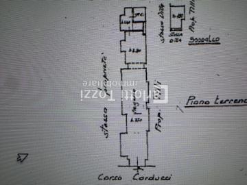 Palazzina commerciale in affitto a Grosseto