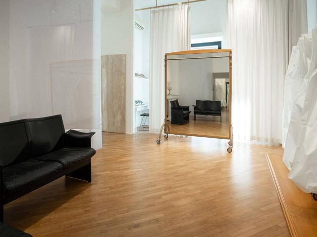 Palazzina commerciale in vendita a Marigliano