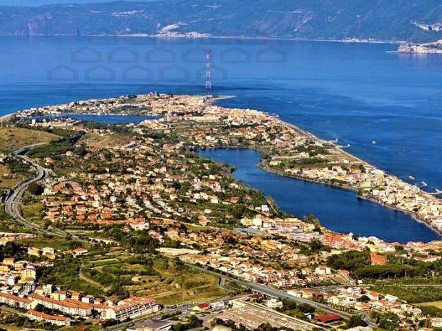 Palazzina commerciale in vendita a Messina