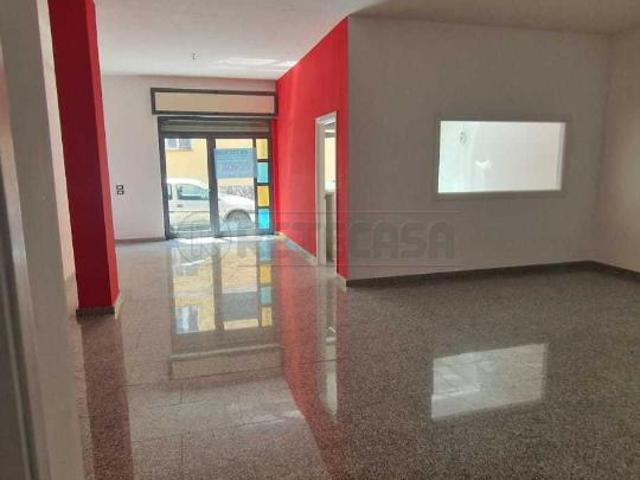 Palazzina commerciale in vendita a Mercato San Severino