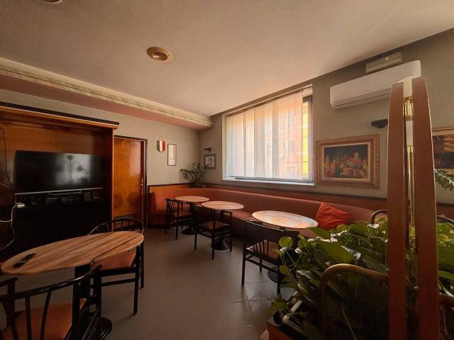 Palazzina commerciale in vendita a Busseto