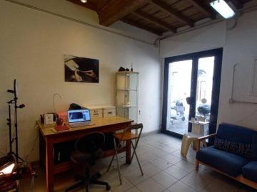 Palazzina commerciale in vendita a Firenze