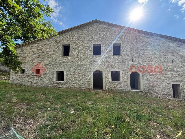 Palazzina commerciale in vendita a Guardiaregia