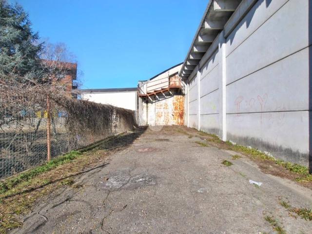 Palazzina commerciale in vendita a Livorno Ferraris