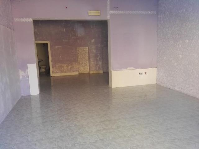 Palazzina commerciale in vendita a Penne