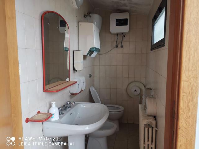 Palazzina commerciale in vendita a Picciano