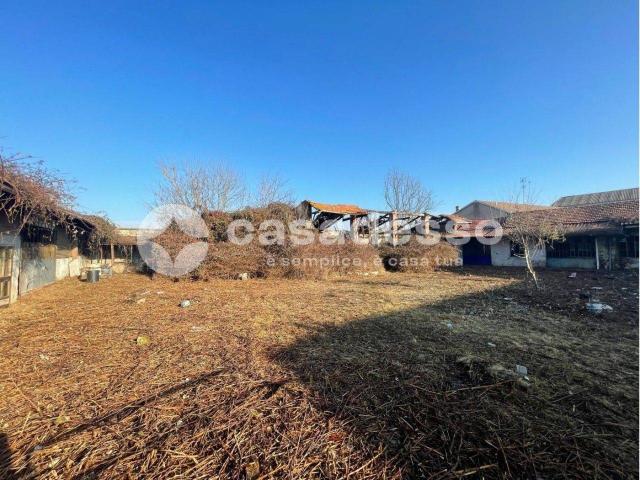 Palazzina commerciale in vendita a San Germano Vercellese