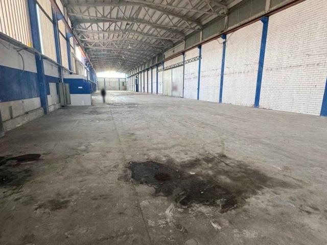 Palazzina commerciale in vendita a San Nicola La Strada