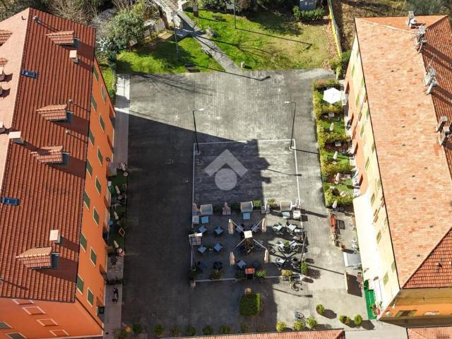 Palazzina commerciale in vendita a Tremosine sul Garda
