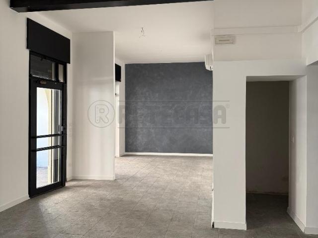 Palazzina commerciale in vendita a Vicenza