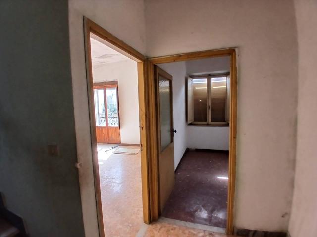 palazzina in vendita a Vallecorsa