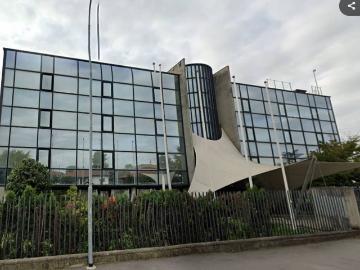 Palazzina uffici in affitto a Verdellino