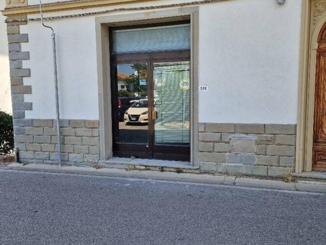 Palazzina uffici in vendita a Vinci