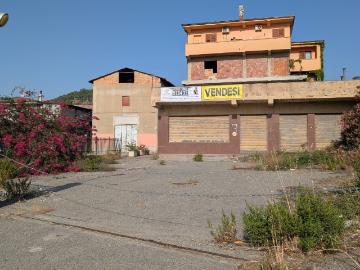 Palazzina uffici in vendita a Crotone