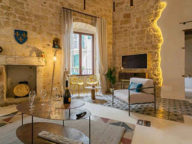Palazzo del 1778 in asta privata a Rutigliano, con piscina c. 650m² Rutigliano