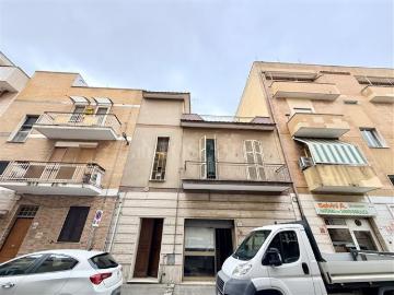 Palazzo di 190 mq a Centro Nettuno