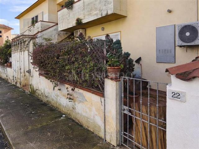 Palazzo di 280 mq a Viale Aldo Moro Ospedale Vecchio Olbia
