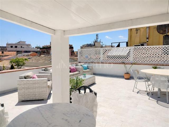 Palazzo di 210 mq a San Benedetto, Villanova Cagliari