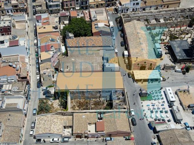 Palazzo di 570 m² in vendita Marzamemi, Italia