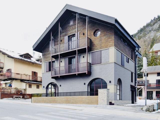 Palazzo di 650 m² in vendita Via Nazionale 22, Claviere, Torino, Piemonte