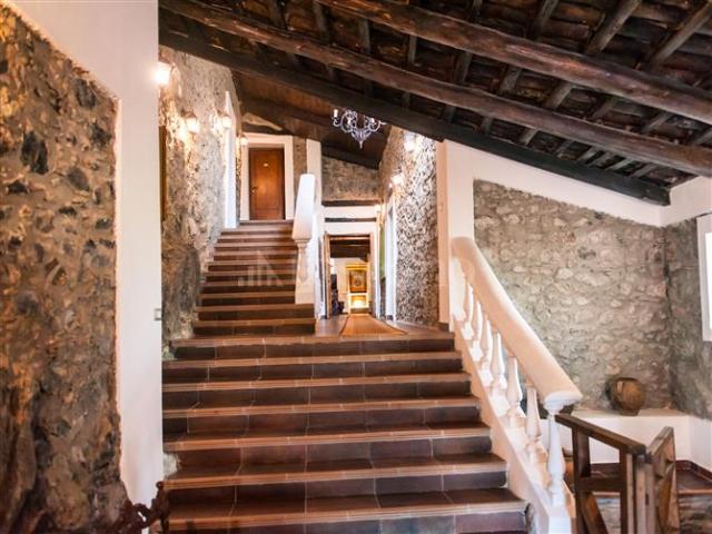 Palazzo di 743 mq a Centro Viggianello