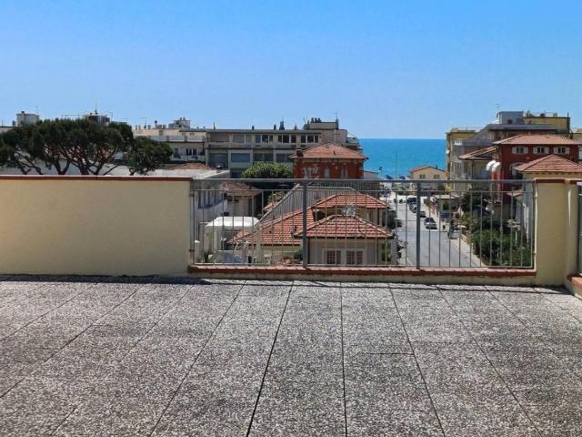 Palazzo in affitto a Camaiore