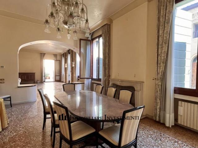 Palazzo in vendita a Padova