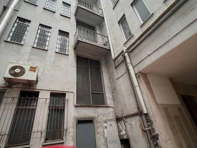 Palazzo in vendita a Torino