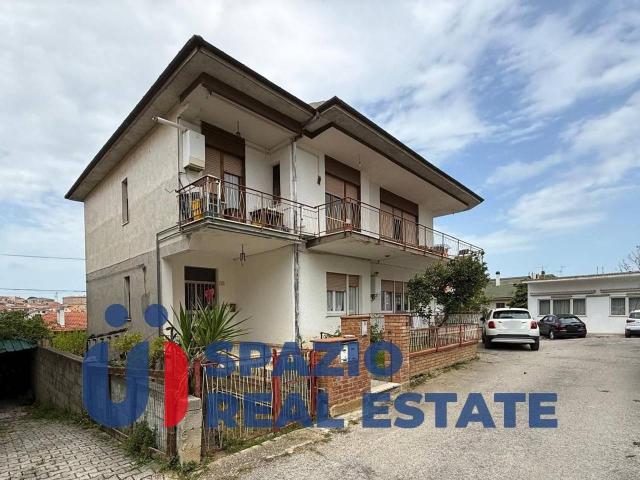 Palazzo in vendita a Villamagna