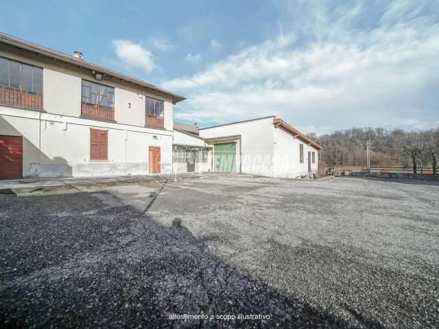 Palazzo in vendita a Albizzate