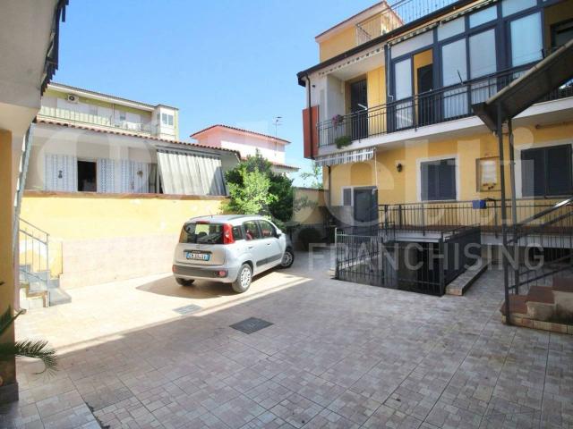Terratetto unifamiliare in vendita a Arzano