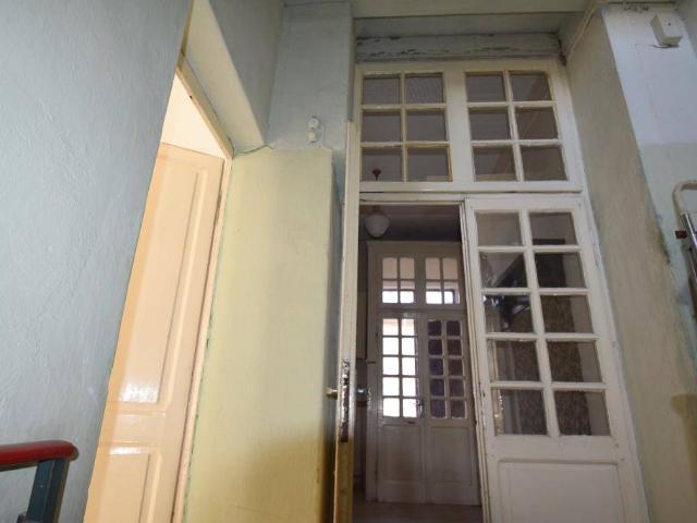 PALAZZO in VENDITA a BETTOLA di 14 vani